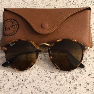 ray ban round tortoise shell sunglasses